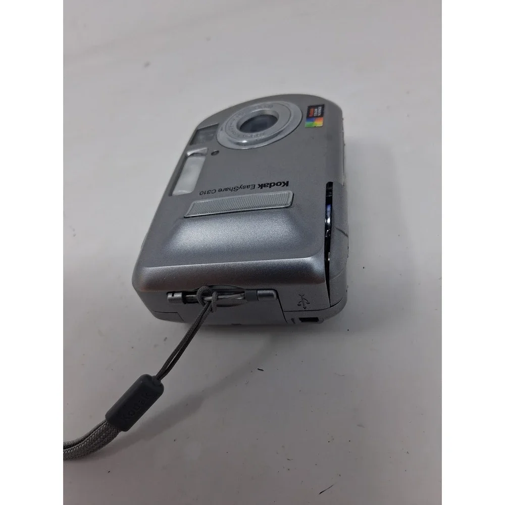 Kodak EasyShare C310 Digital Camera Silver 4.0MP Vintage Digicam Parts Repair. X